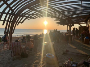 Gun Surf House